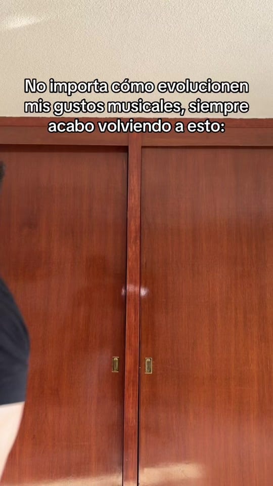 Post 10 by Centeno on TikTok (video)