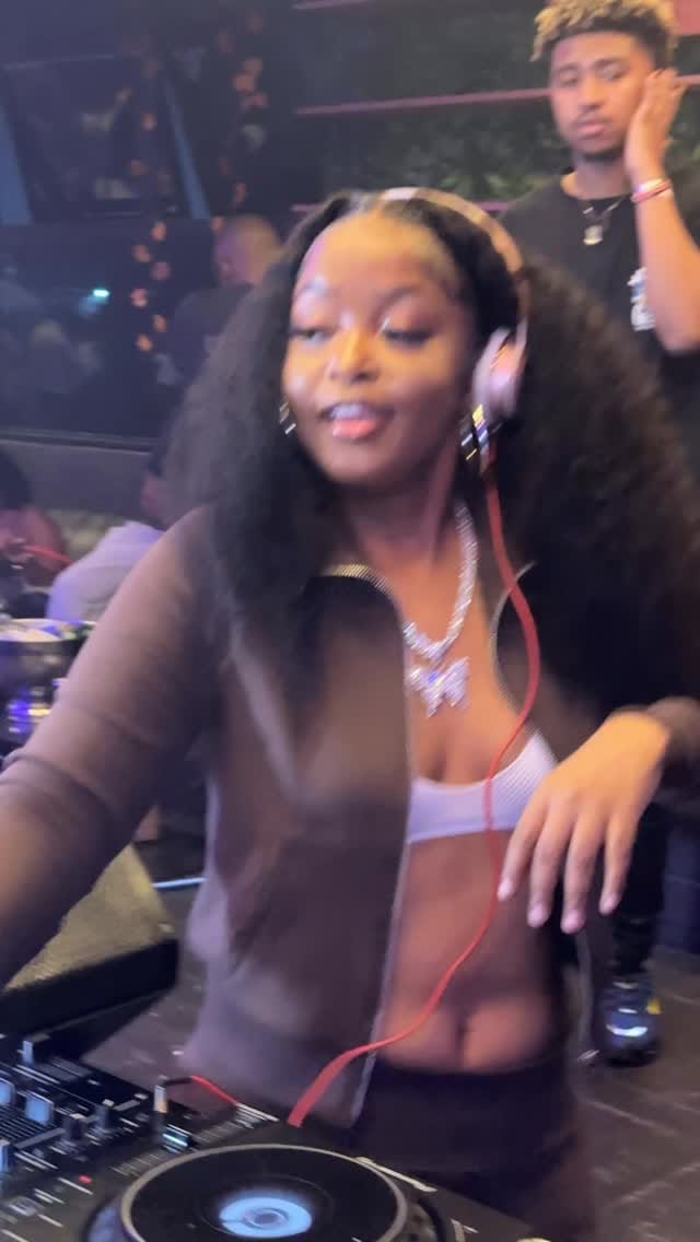 Post 1 by KAGO ARTIST on Instagram (video)