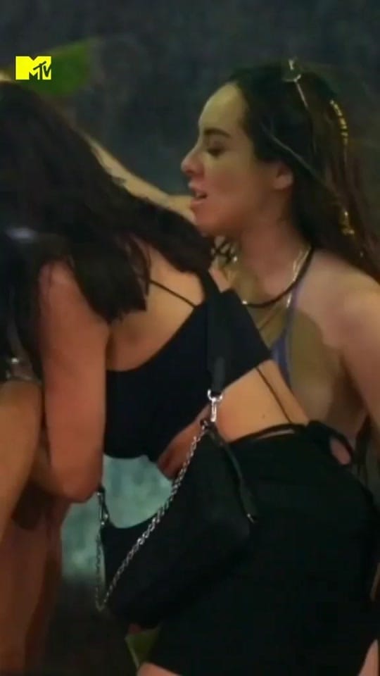 Post 3 by Fans De Los Shore on TikTok (video)