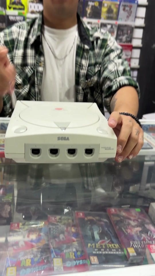 Post 4 by Gamesoflegends on TikTok (video)