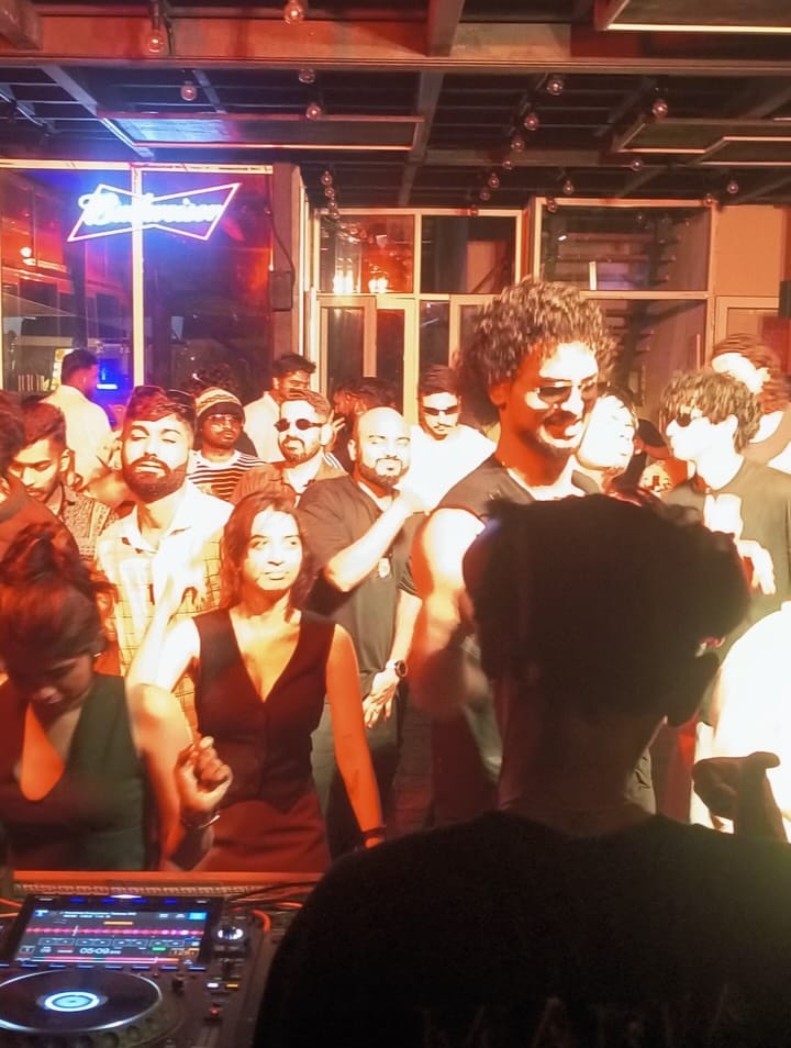 Post 7 by JACOB GOMES on Instagram (carousel)