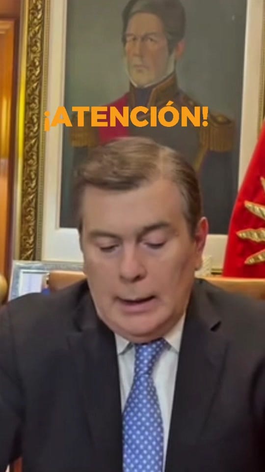 Post 8 by claudia_es_futuro on TikTok (video)