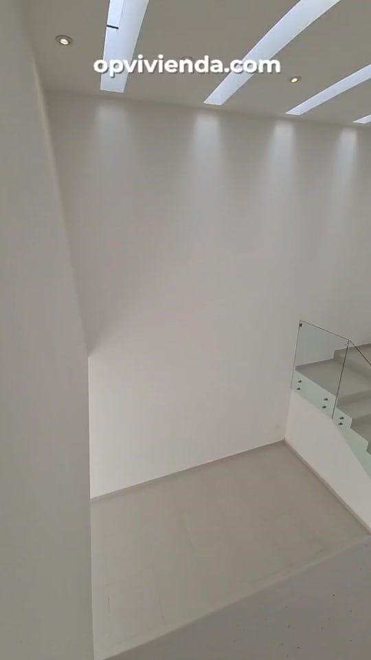 Post 7 by opvivienda on TikTok (video)