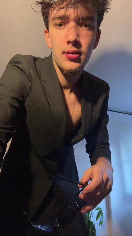 Post 4 by le raaaph on TikTok (video)