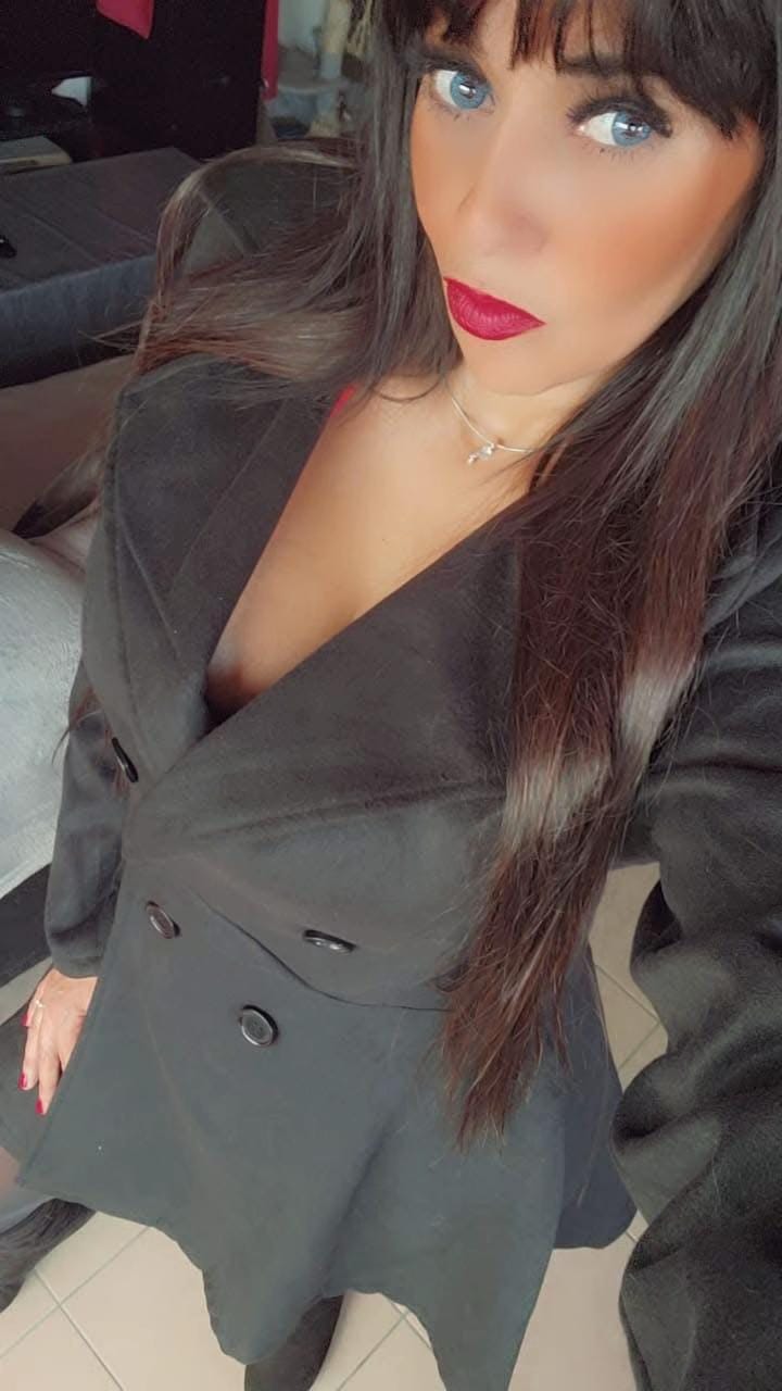 Post 2 by KalyaCosplayeuse on TikTok (video)