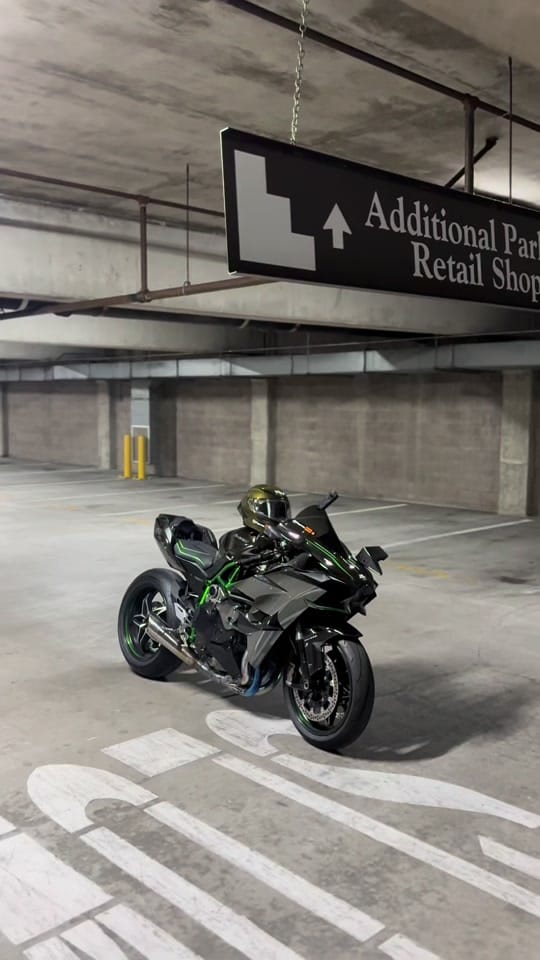 Post 5 by spxnxce on TikTok (video)