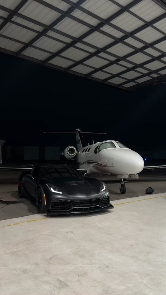 Post 8 by spxnxce on TikTok (video)