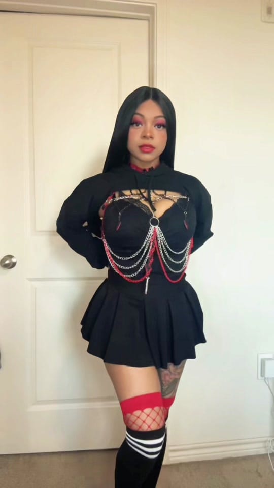 Post 1 by ✨Baddie♡ on TikTok (video)
