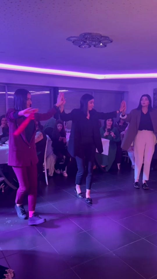 Post 10 by Feyzaaa on TikTok (video)