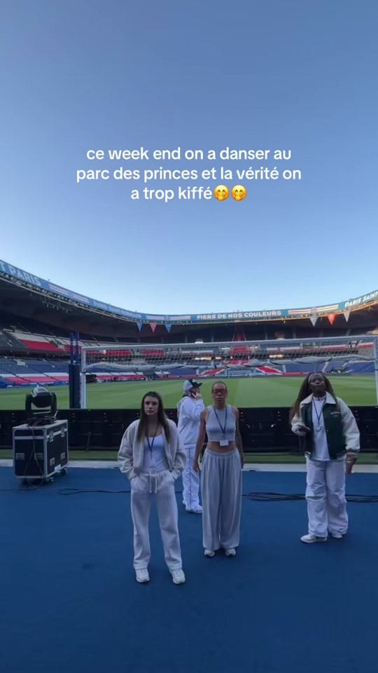Post 9 by clo’ on TikTok (video)