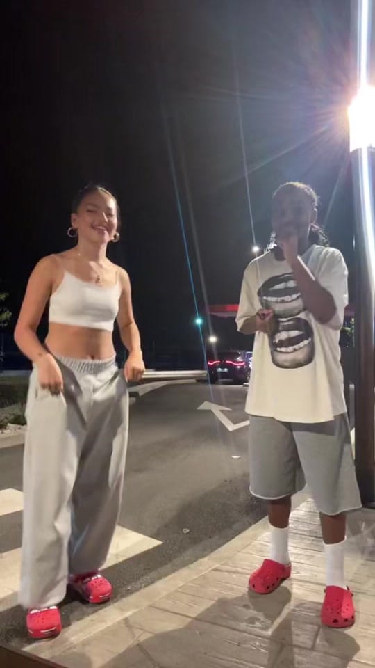 Post 8 by clo’ on TikTok (video)