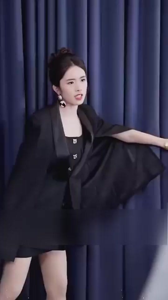 Post 9 by Drama corto on TikTok (video)