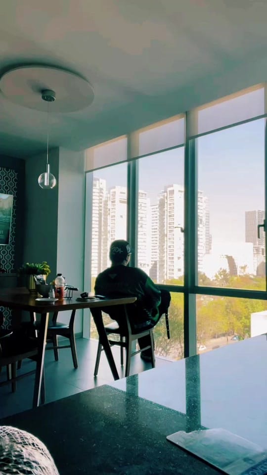 Post 6 by Holdem on TikTok (video)
