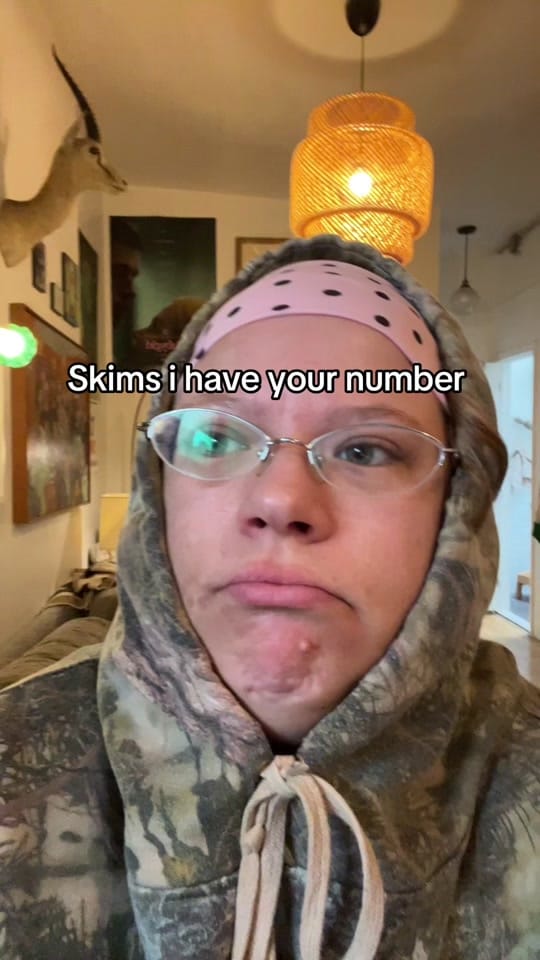 Post 8 by Annabel Meschke on TikTok (video)