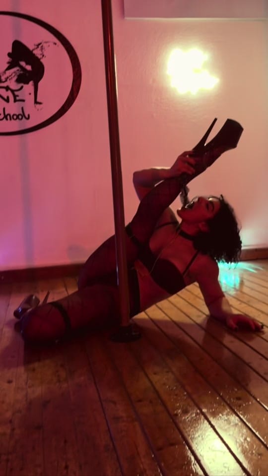 Post 4 by fcuciniellodancer on TikTok (video)