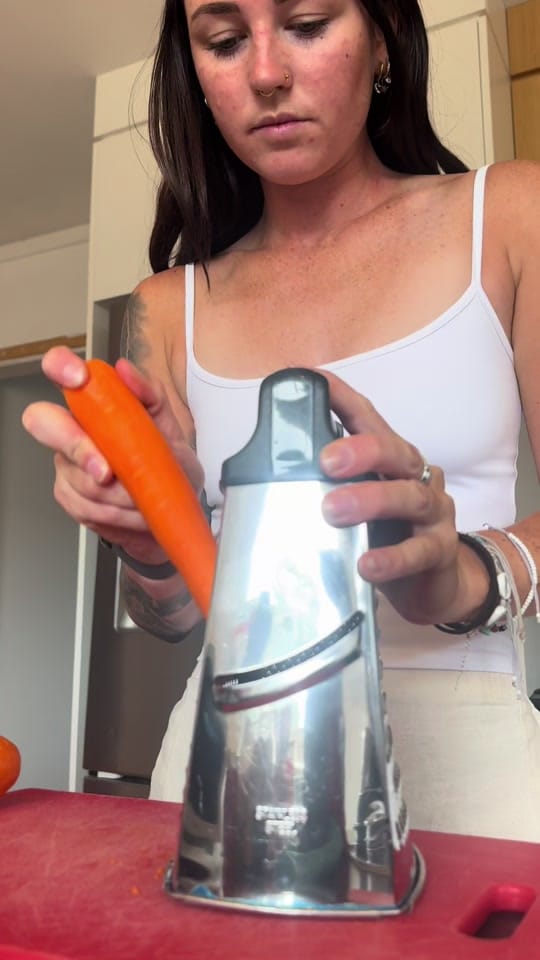 Post 4 by Paris on TikTok (video)