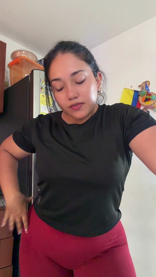 Post 2 by Yusbeilly Guerrero on TikTok (video)