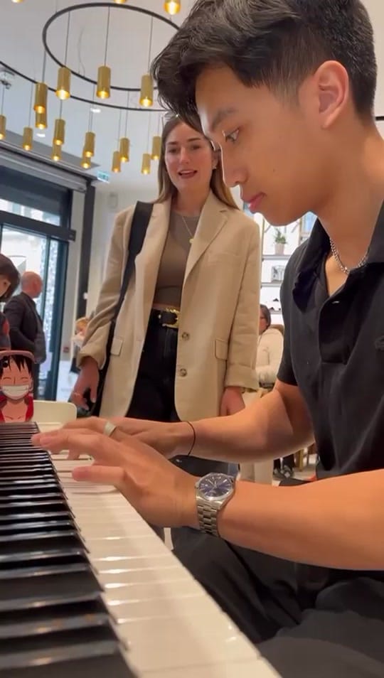Post 5 by Marie-Alix 🎻✨ on TikTok (video)