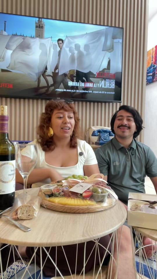 Post 5 by Alo & Ale Photography on TikTok (video)