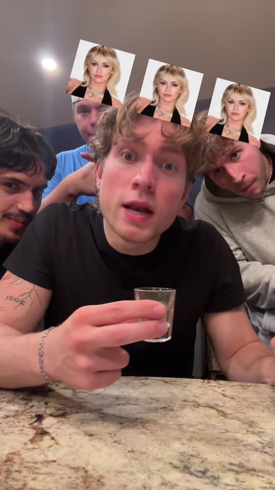 Post 6 by Lyan Paris Games on TikTok (video)