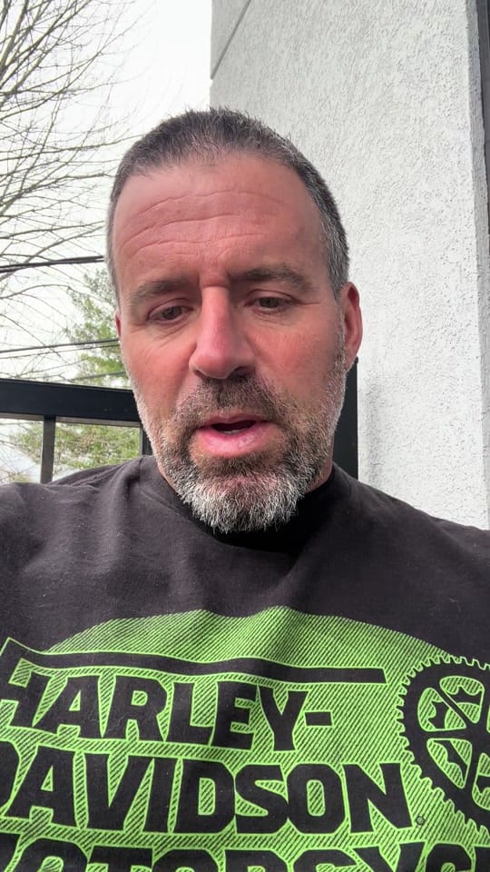 Post 8 by Eric Lépine on TikTok (video)