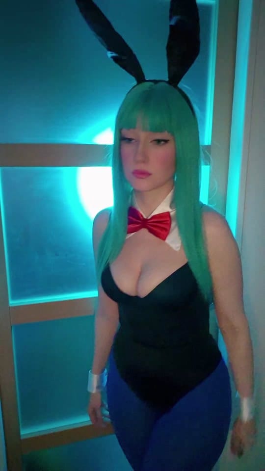 Post 2 by Gwendoline 🌙 on TikTok (video)