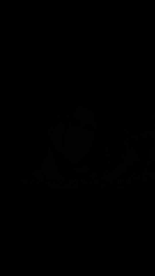Post 7 by epicanimemoments2 on TikTok (video)