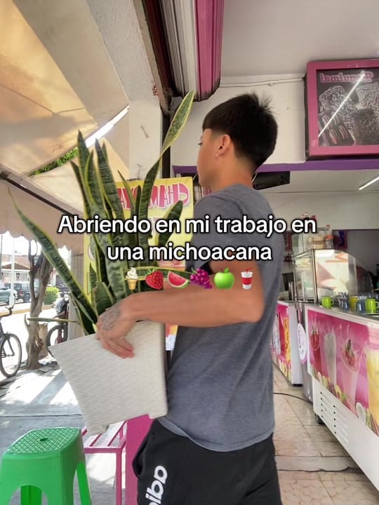 Post 5 by Chris-Vlogs📸. on TikTok (video)