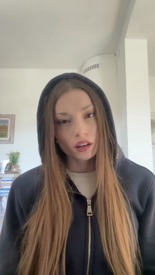 Post 10 by Camilla Rinaldi on TikTok (video)
