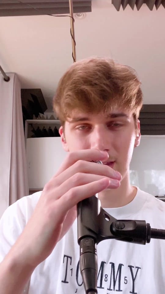 Post 6 by Antoine Arnoux on TikTok (video)
