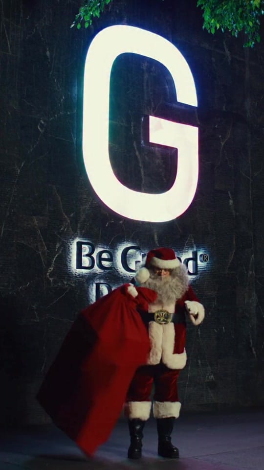 Post 8 by Santa Claus / Mr Claus®️🎅🏻❄️ on TikTok (video)