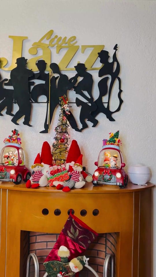 Post 4 by Santa Claus / Mr Claus®️🎅🏻❄️ on TikTok (video)