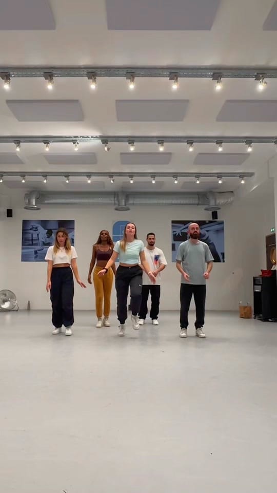 Post 10 by Lau 👟 on TikTok (video)
