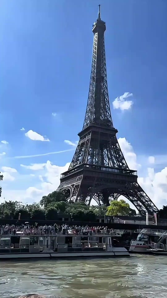 Post 4 by 𝑷𝑨𝑹𝑰𝑺 on TikTok (video)