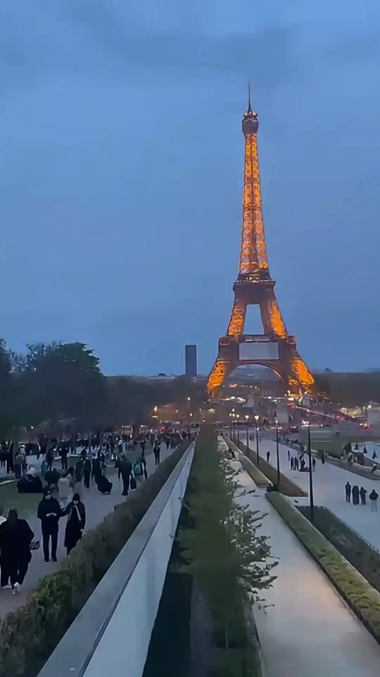 Post 3 by 𝑷𝑨𝑹𝑰𝑺 on TikTok (video)