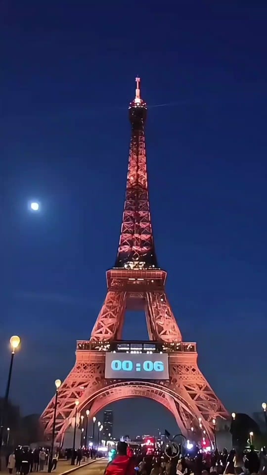 Post 2 by 𝑷𝑨𝑹𝑰𝑺 on TikTok (video)