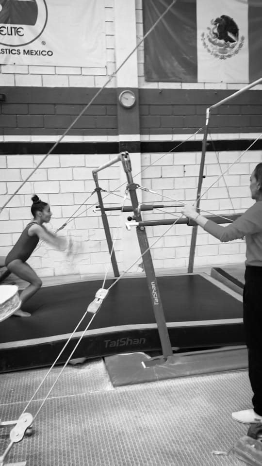 Post 1 by Adriana G. Deporte on TikTok (video)