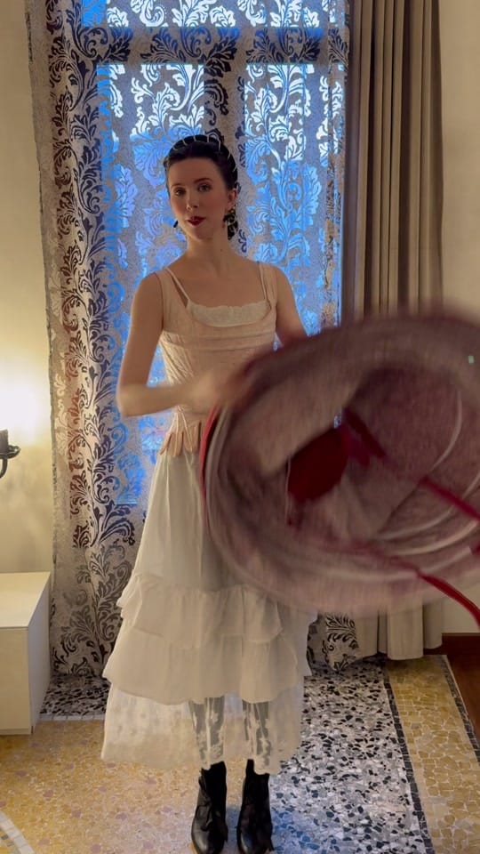 Post 6 by Asta Darling on TikTok (video)
