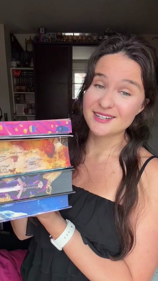 Post 1 by Caroline on TikTok (video)