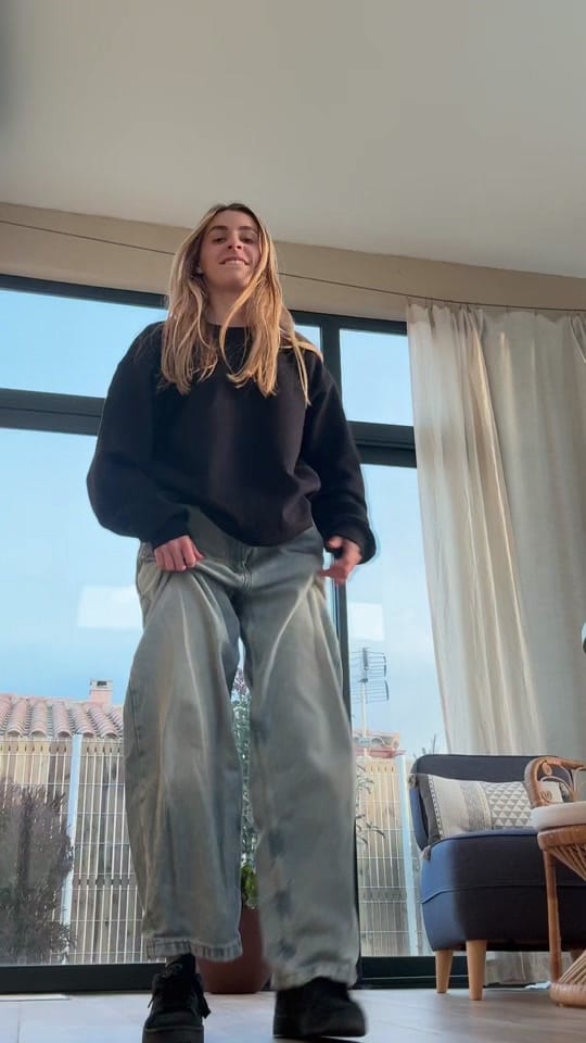 Post 3 by anaisromajot on TikTok (video)