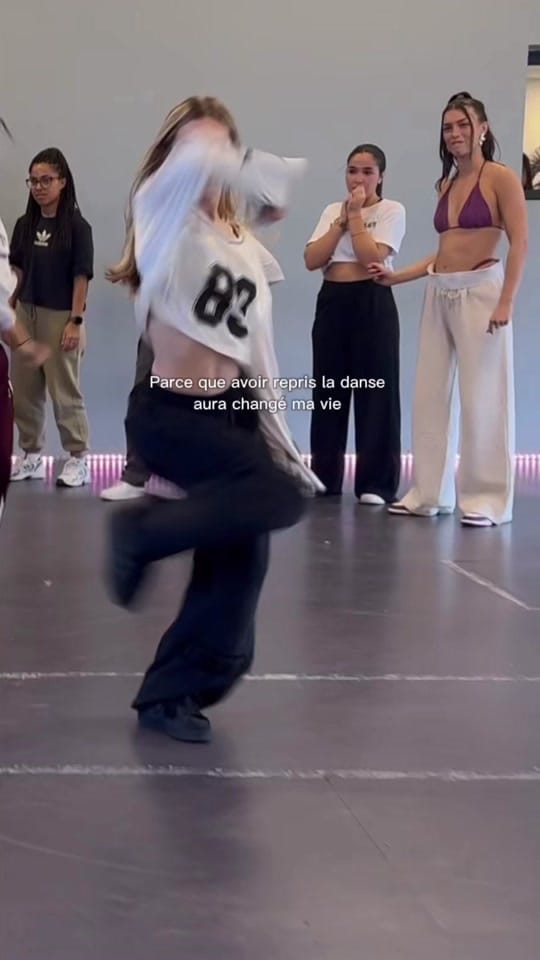 Post 4 by anaisromajot on TikTok (video)
