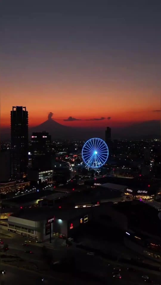 Post 10 by Mau Martinez Oficial on TikTok (video)