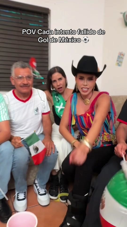 Post 3 by Adriana Ríos on TikTok (video)