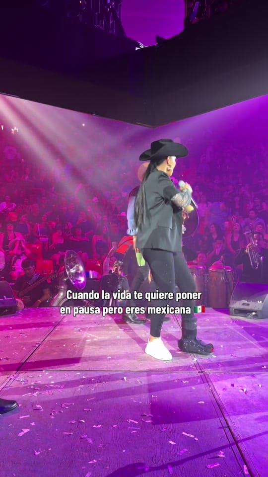 Post 6 by Adriana Ríos on TikTok (video)