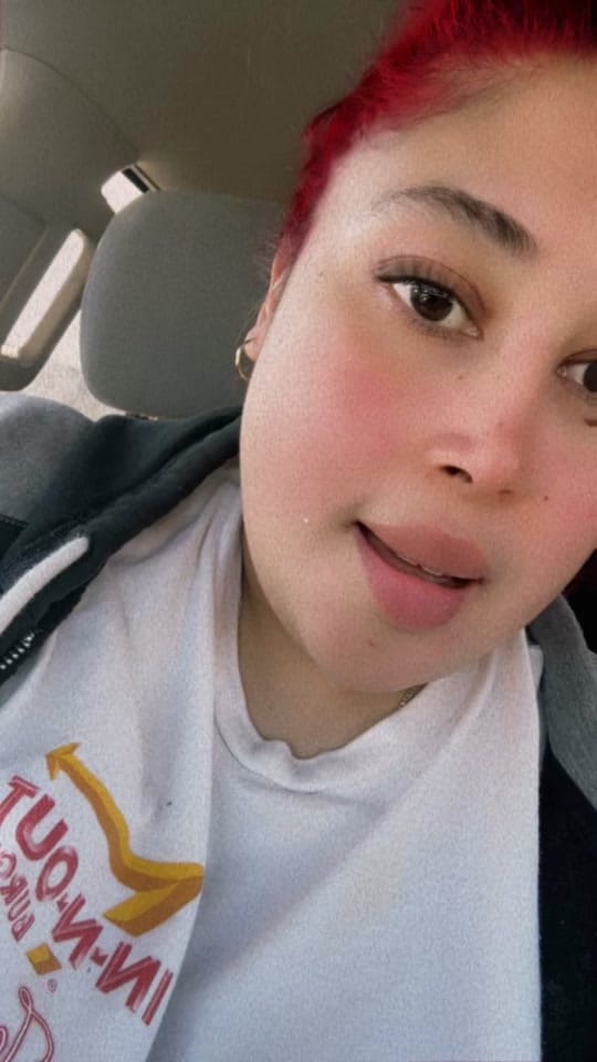 Post 1 by Hola Nina 💋 on TikTok (video)