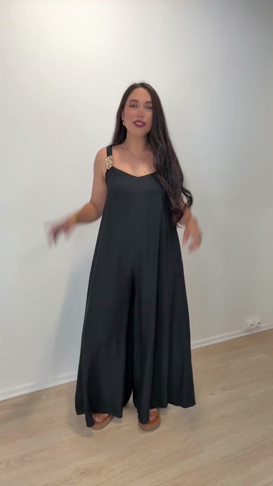 Post 10 by Lina Tendance on TikTok (video)