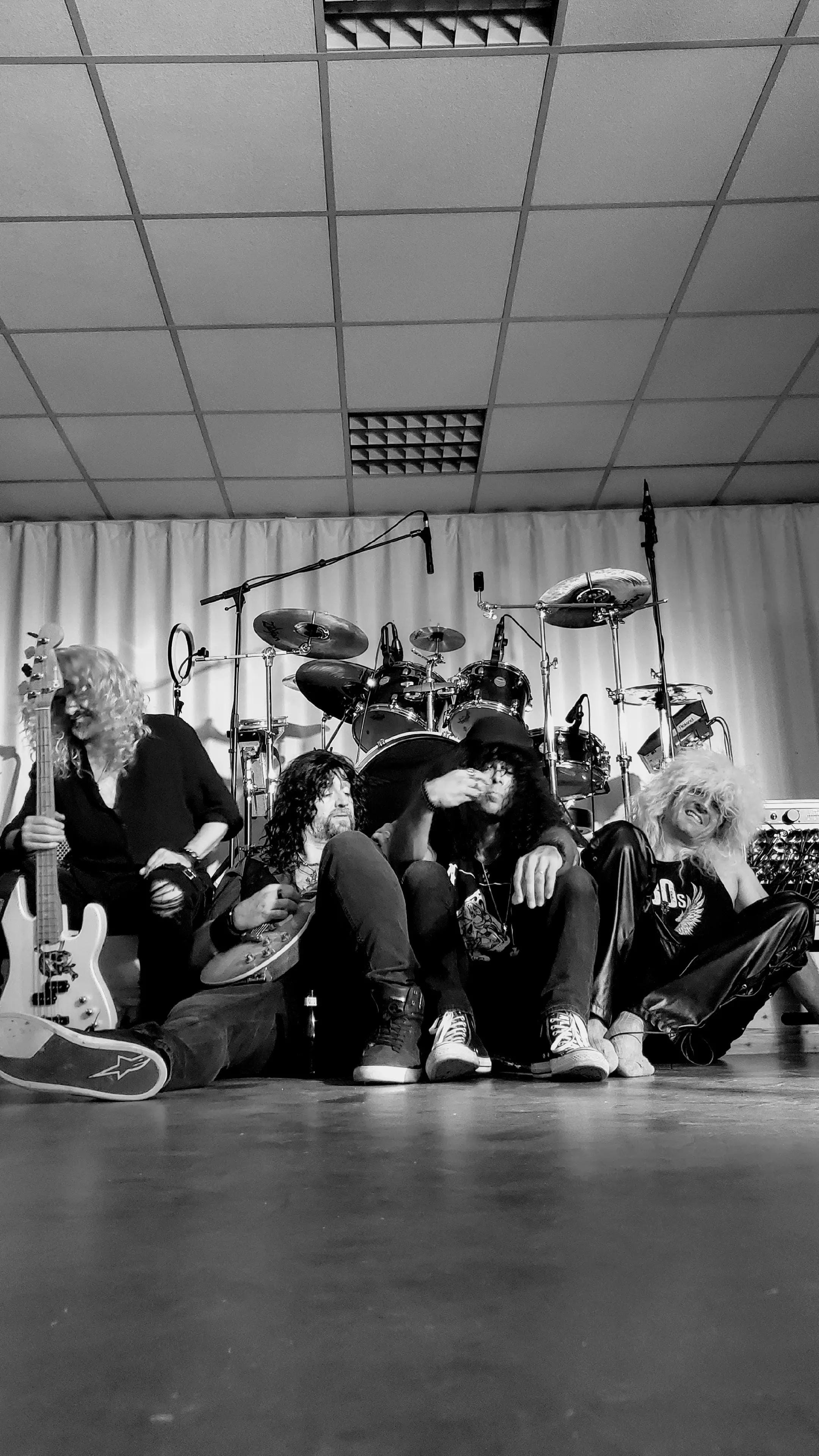 Post 10 by Fan Tribute - Gones N' Roses on TikTok (video)