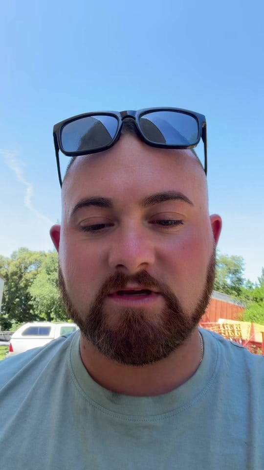 Post 4 by Alexis Berna 🇫🇷✝️ on TikTok (video)