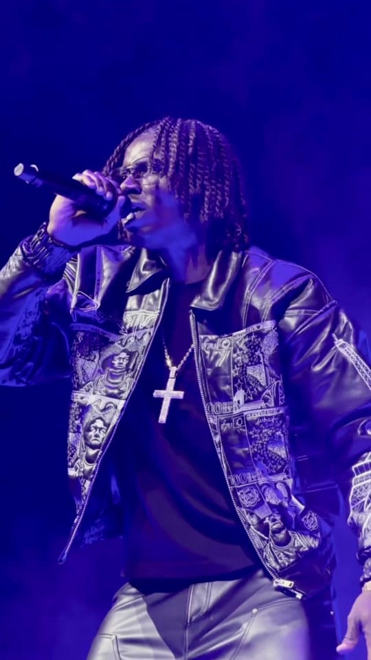 Post 1 by Amatop1 on TikTok (video)