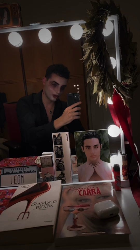 Post 1 by Leon| Art Creator on TikTok (video)